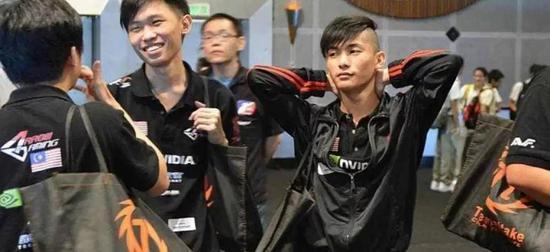 Dota游戏新趋势分析核心角色的重要性